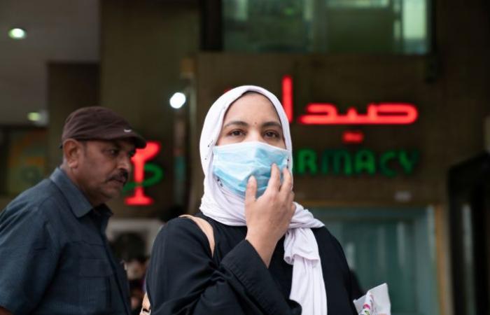 وزير الصحة الكويتي يطلب من المتعافين من كورونا التبرع بالدم