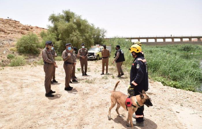 "مدني الرياض" يبحث عن شخص سقط في مجرى وادي الحاير
