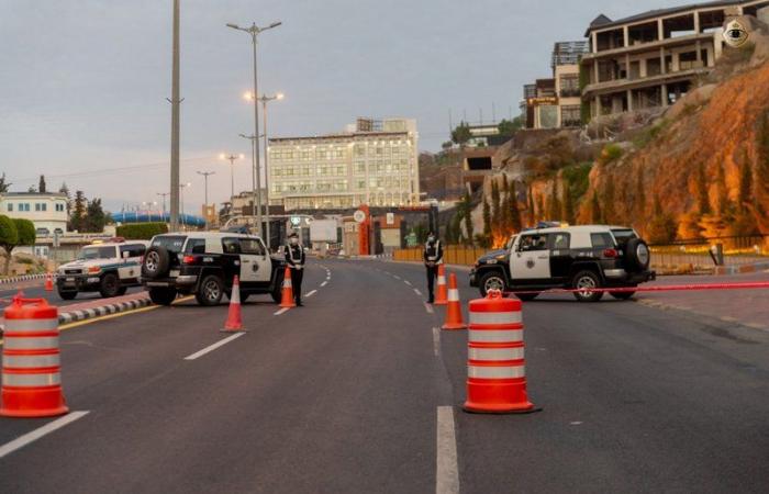 بالصور من عسير.. "سبق" ترصد الحضور الأمني لآخر ساعات منع التجول للتصدي لـ"كورونا"