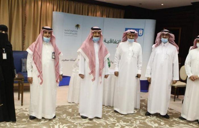 توقيع اتفاقية تعاون بين "موارد الرياض" وكلية الآداب بجامعة الملك سعود