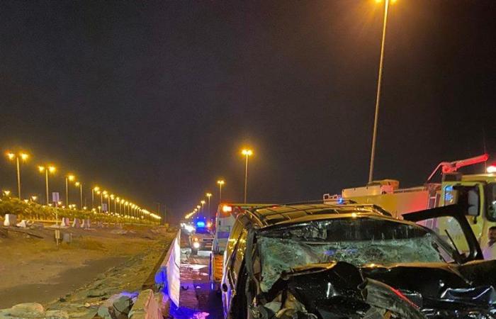 شاهد.. حادث على طريق "مكة- جدة السريع" يصيب 3 بينهم حالتان خطيرتان