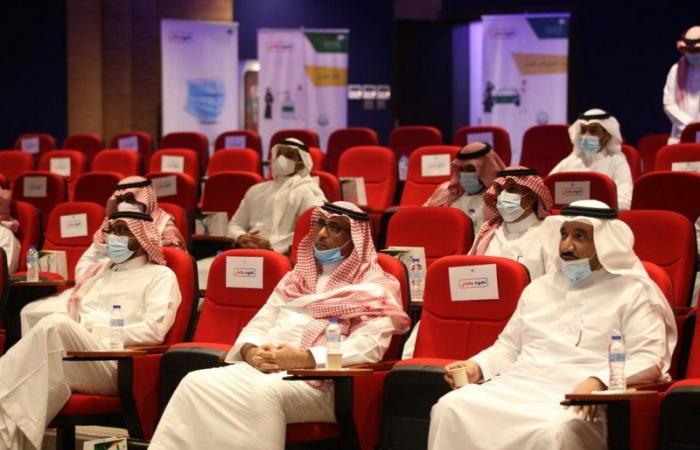 مدير "الموارد البشرية" بمكة يجتمع مع موظفيه لأعمال الحج