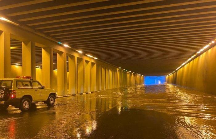 "مدني مكة": أمطار الطائف منسوبها عالٍ وشهدت احتجازات دون وقوع إصابات