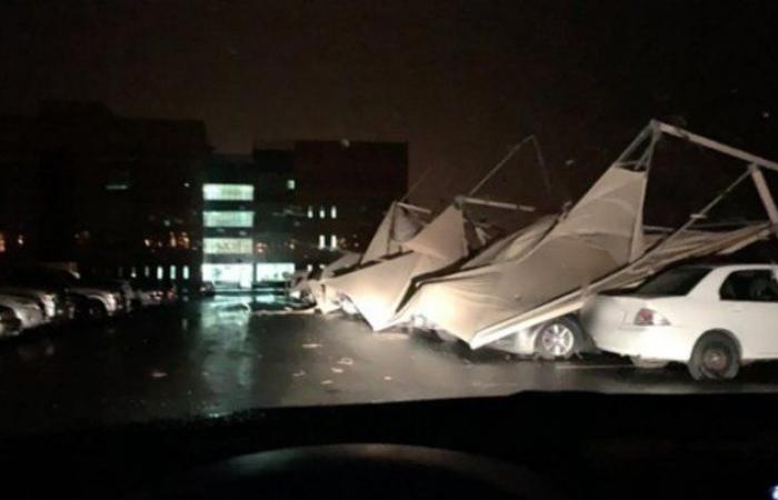 "أمطار الرحمة" تكشف ضعف مباني جامعة الباحة.. تحطُّم أجزاء وتضرُّر مركبات \