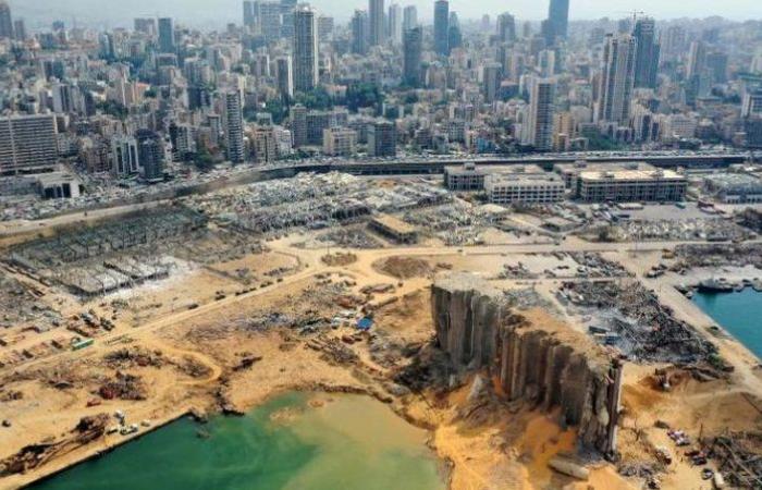 خبراء فرنسيون: الحفرة التي خلفها انفجار مرفأ بيروت عمقها 43 متراً