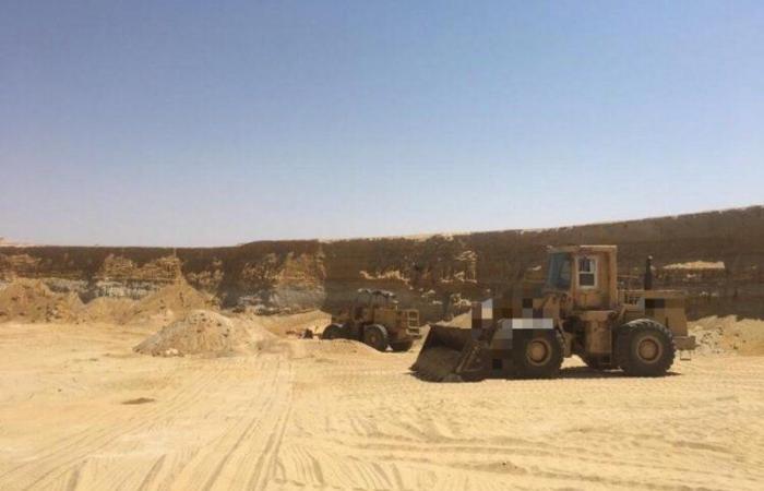 بلدية القريات تضبط 9 معدات مستخدمة تعمل في نهل الرمال دون تصريح