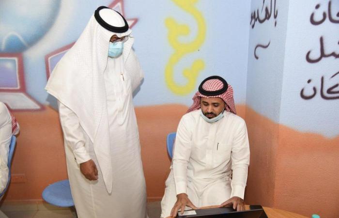 "مدير تعليم مكة" يطّلع على تفعيل منصات التعليم عن بُعد بالمدارس