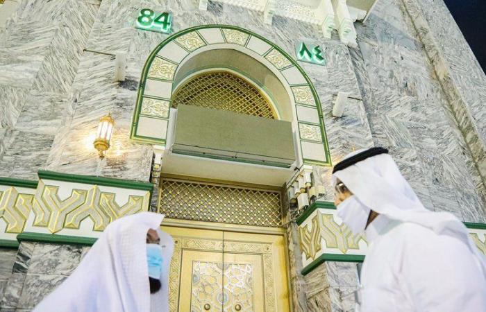 للارتقاء بخدمات الحرم المكي.. "السديس" يدشن مشروع ترقيم أبواب المسجد الحرام