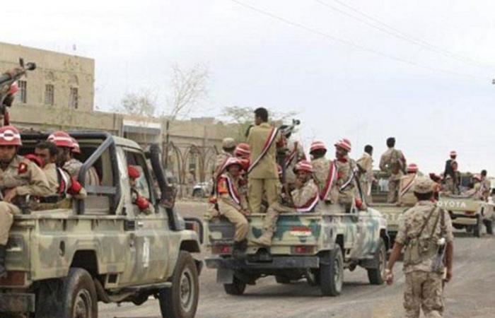 الجيش اليمني يسيطر على مركز قيادة وغرفة اتصالات عسكرية للحوثيين بالجوف