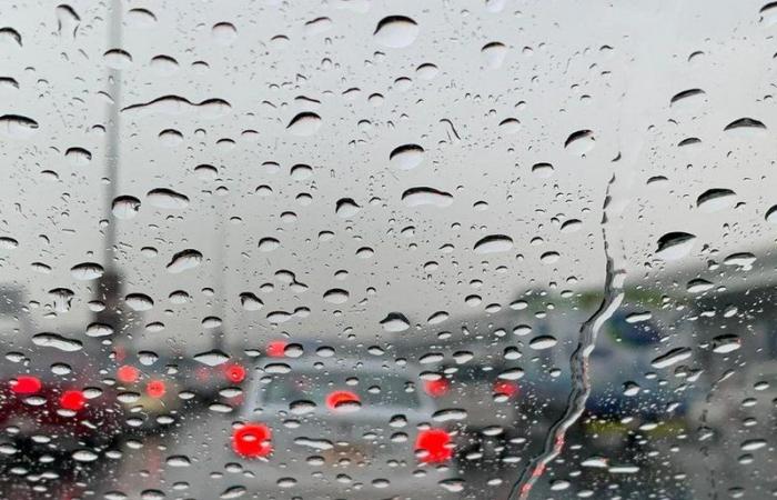"الأرصاد": أمطار متوسطة إلى غزيرة على جازان