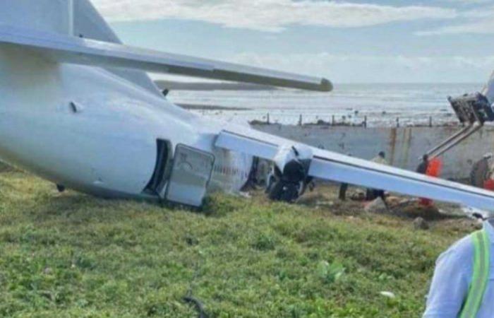 تحطم طائرة شحن كينية على مدرج مطار مقديشو
