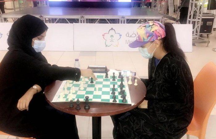 عروض التايكوندو والشطرنج بجدة تضيء سماء الوطن في الذكرى "90"