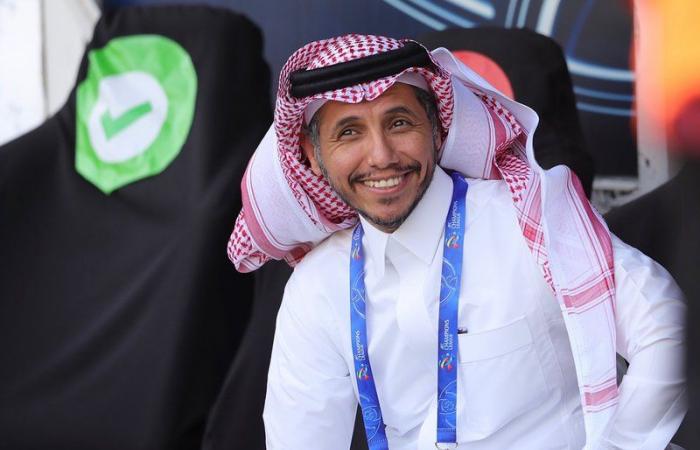 في اليوم العالمي للابتسامة.. هل يرسمها "العالمي" على وجوه السعوديين؟!
