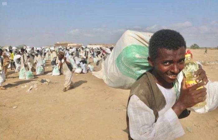 "إغاثي الملك سلمان" يواصل تقديم المساعدات لمتضرري السيول في السودان