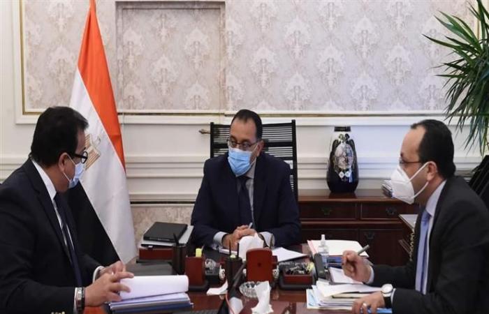 حدث في 8 ساعات| الحكومة تستعرض مشروعات تنمية سيناء.. وتحذير للمواطنين من ارتفاع الحرارة والرطوبة