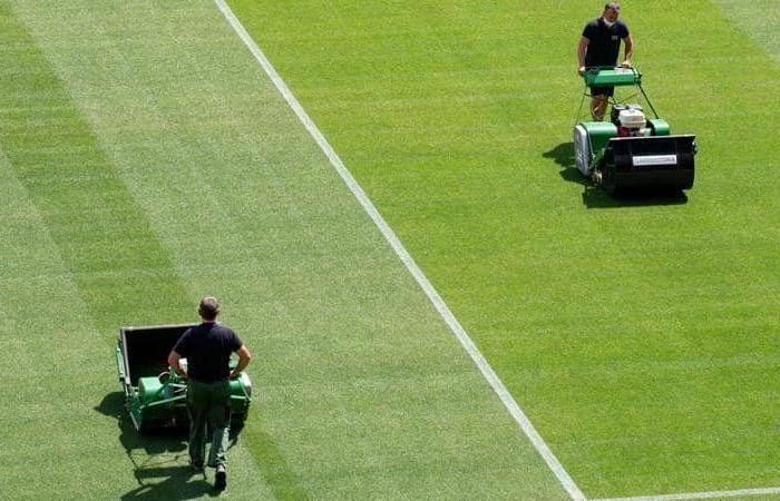 رابطة الدوري الإسباني تعلن تأجيل مباراة بعد اكتشاف "إصابات بكورونا"