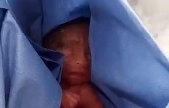 فيديو الأب الباكي.. مولوده بقي 6 ساعات بثلاجة الموتى وخرج حياً