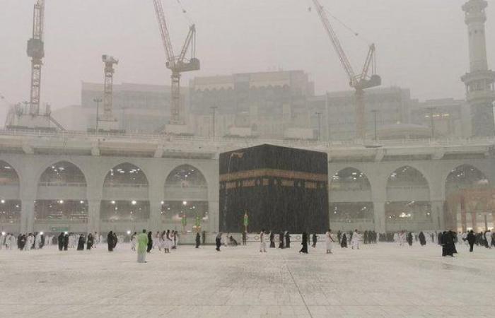 هطول أمطار غزيرة على مكة المكرمة