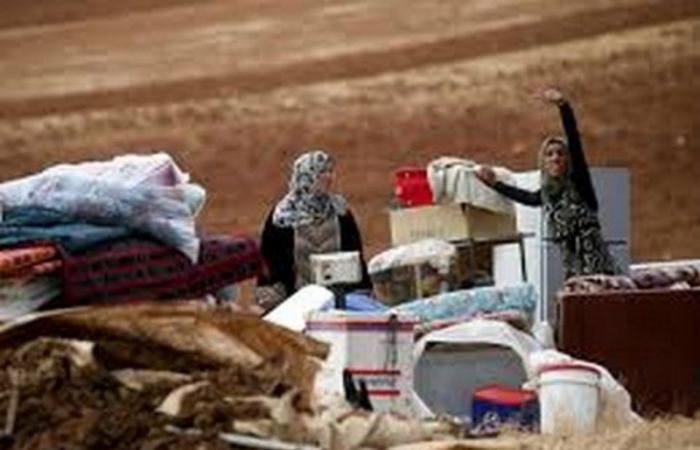 "إسرائيل" تهدم قرية بدوية في الضفة الغربية وتشرد سكانها