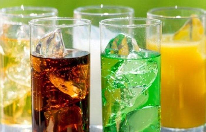 خبراء يكشفون حقيقة المشروبات الغازية "دون سكر"