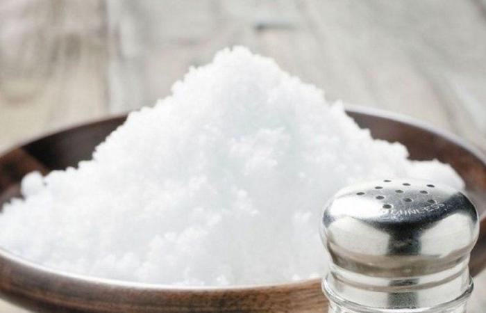 تقرير: 10 علامات على أنك تتناول الملح بشكل يهدد صحتك