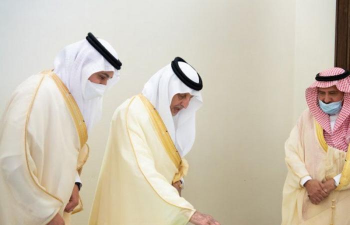 أمير مكة يدشّن 8 مشروعات للطرق بمحافظات المنطقة