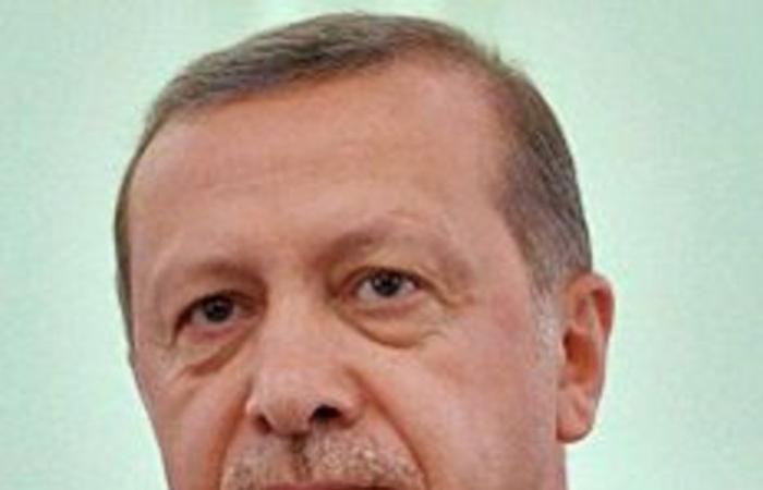 إلى الهاوية.. "أردوغان" يواصل ركل "الاقتصاد التركي" والسقطات مرعبة