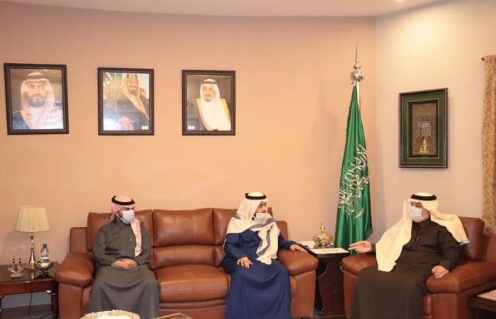 السفير السعودي في باكستان يشيد بدور "الشؤون الإسلامية" عبر برامج الملحقية في جائحة كورونا
