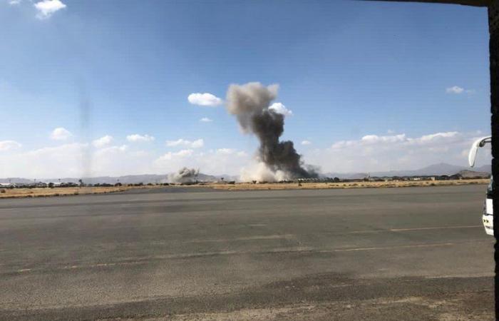 مصادر يمنية.. انفجار لمخازن أسلحة تتبع المليشيات داخل مطار صنعاء