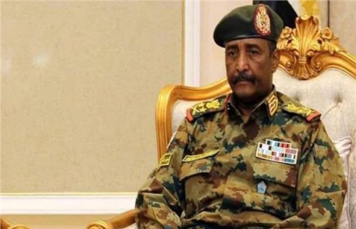 رئيس مجلس السيادة الانتقالي السوداني يستقبل وزير الخارجية