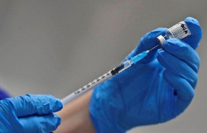 السلاوي: واشنطن تناقش خفض جرعة Moderna لتسريع عملية التطعيم
