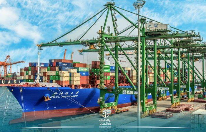 استئناف الحركة التجارية مع قطر بوصول 27 حاوية إلى ميناء الملك عبدالعزيز
