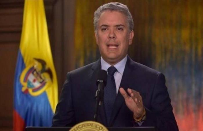 "كورونا" ينهي حياة وزير الدفاع الكولومبي