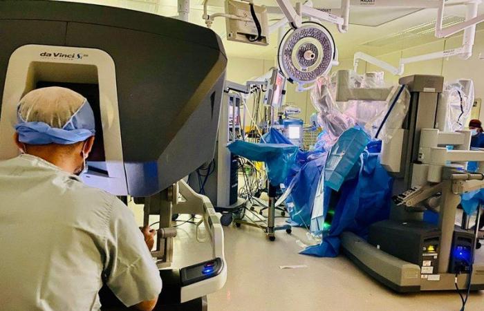 للمرة الأولى.. مستشفى الملك خالد بنجران يستخدم "الروبوت" في عمليات الأورام