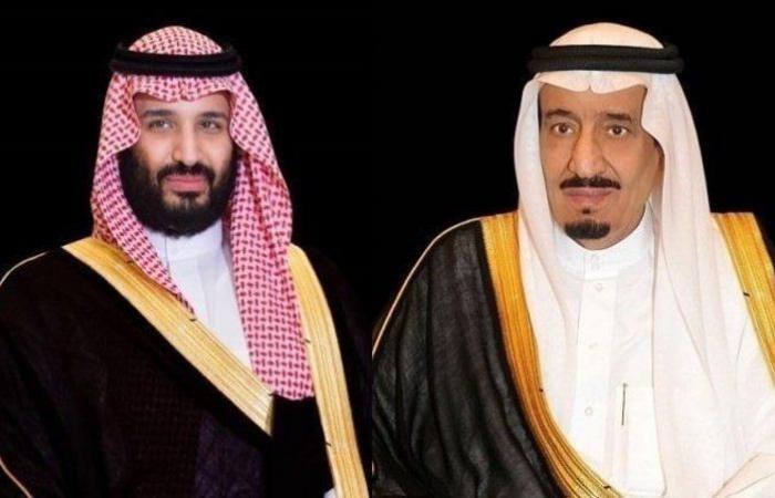القيادة تهنئ أمير الكويت بذكرى اليوم الوطني.. والملك يشيد بالعلاقات المتميزة بين البلدين
