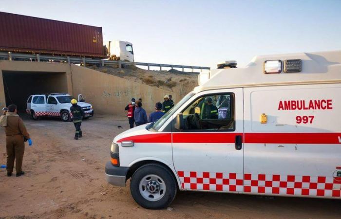 مصرع وإصابة 8 أشخاص في انقلاب مروع شمالي الطائف