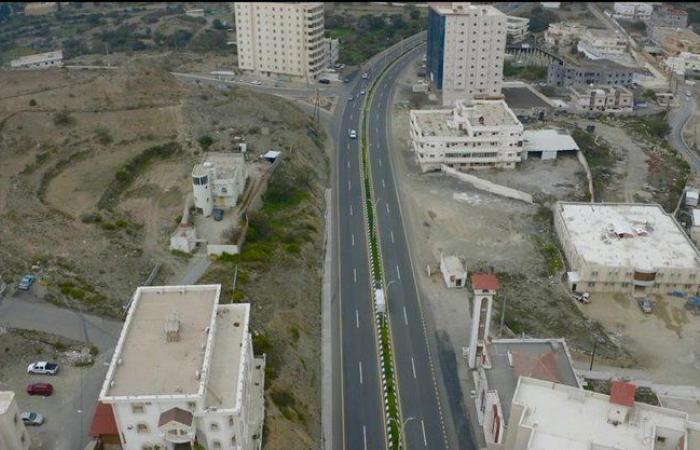 أمير الباحة ووزير النقل يدشنان مشروع ازدواج طريق "الباحة - الحزم – المطار"