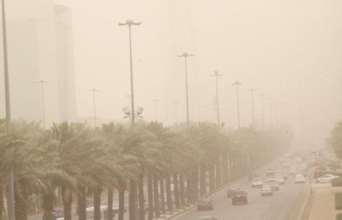 "الأرصاد": يستمر نشاط الرياح المثيرة للأتربة والغبار على 7 مناطق بينها الرياض