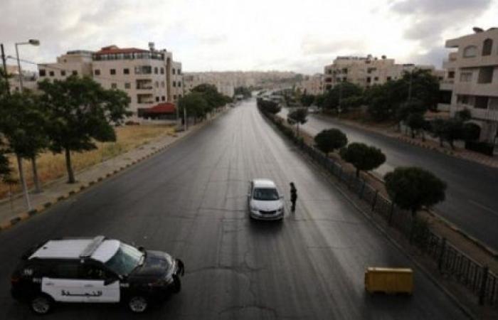 الاردن يدرس السماح لمن تلقى الجرعتين من لقاح كورونا بالتجول