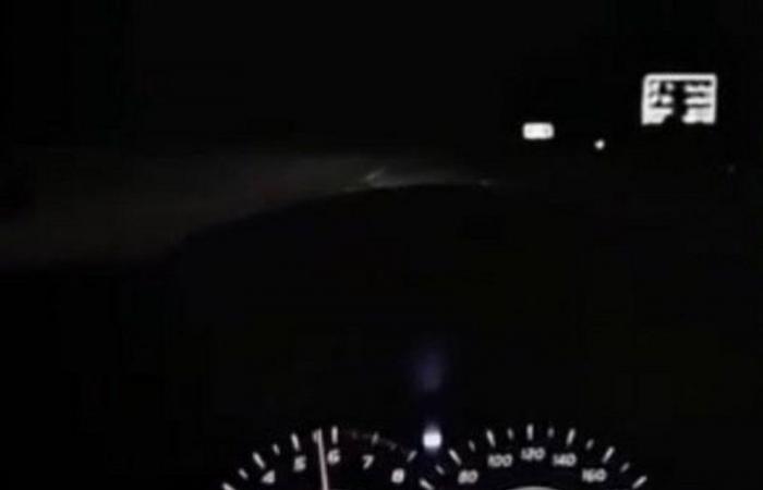 "مرور الطائف" يطيح بقائد مركبة نشر فيديو وهو يقود سيارته بسرعة عالية
