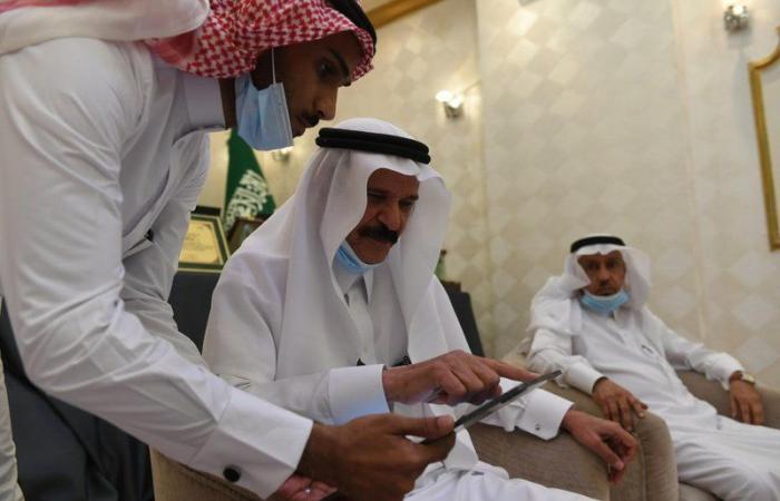 "المالك" يفتتح مقر هيئة الصحفيين السعوديين بالطائف فيما دشن حساب الفرع على "تويتر"