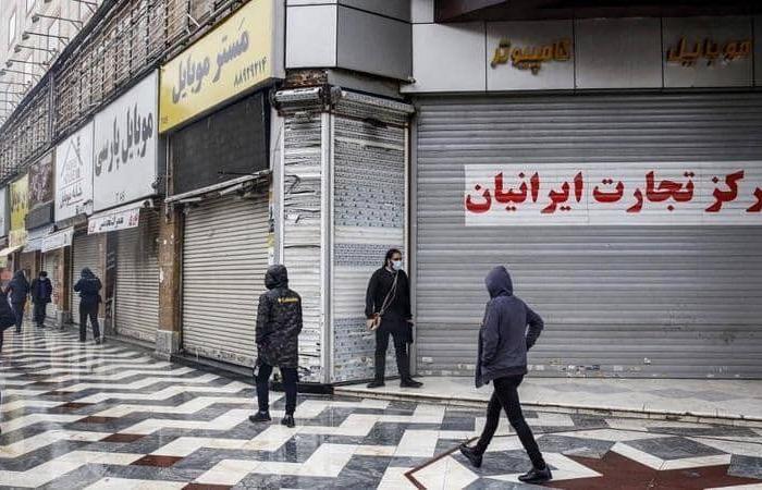 إيران تحجر على 23 من محافظاتها لمواجهة تفشي الموجة الرابعة لـ"كورونا"