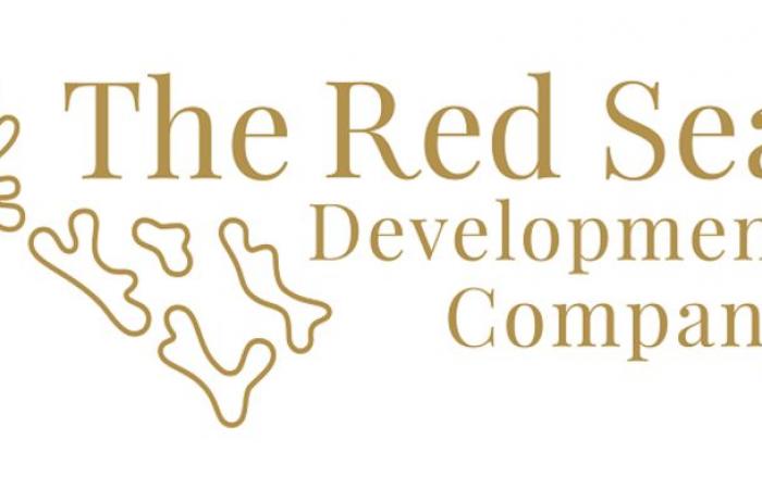 "البحر الأحمر للتطوير" توقّع عقداً لبدء تطوير البنية التحتية في مدينة موظفيها