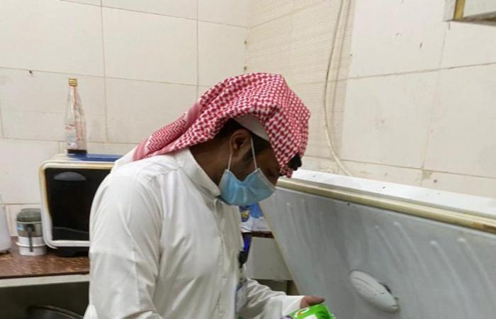 أمانة حائل تغلق ٣٤٠٧ منشآت وتصادر 14 طن مواد غذائية تالفة خلال رمضان
