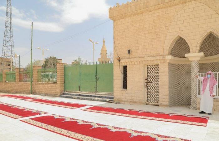 بالصور .. "الفارس" يتابع جاهزية المصليات بوسط الرياض لاستقبال المصلين يوم العيد