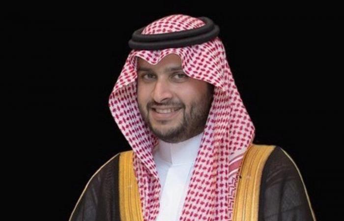الأمير تركي بن محمد بن فهد يهنئ القيادة بمناسبة عيد الفطر