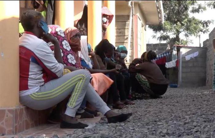 كينيا تحبط عملية تهريب 38 امرأة إلى السعودية
