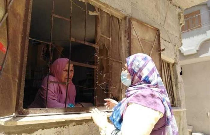 «قومي المرأة» يواصل حملة طرق الأبواب لحماية الإناث من الختان في شمال سيناء