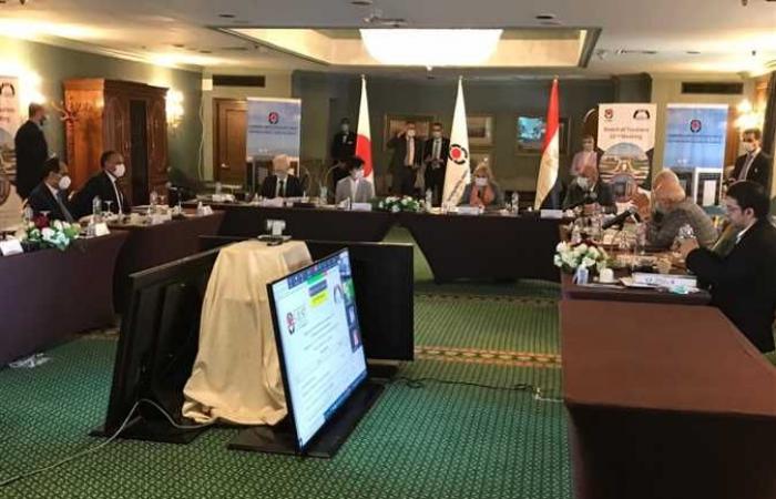 بالكمامات والتباعد.. بدء اجتماع مجلس أمناء الجامعة المصرية اليابانية بحضور 72 مراقباً (صور)
