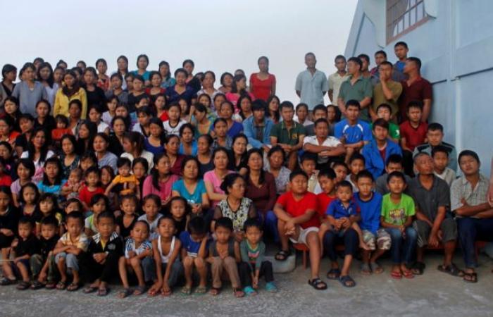 وفاة "أكبر رب أسرة في العالم".. 39 زوجة و94 طفلًا يعيشون تحت سقف واحد